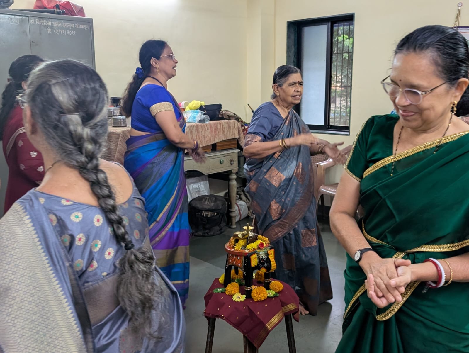 Adhar Maitra support group